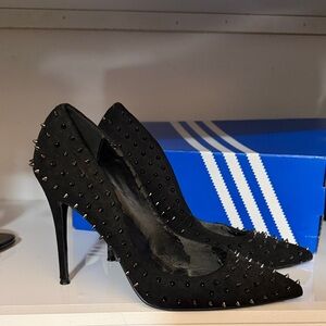 Steve Madden Black Spiked Heels